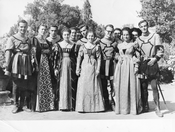 Foto di gruppo da "Il Conte di Matera"